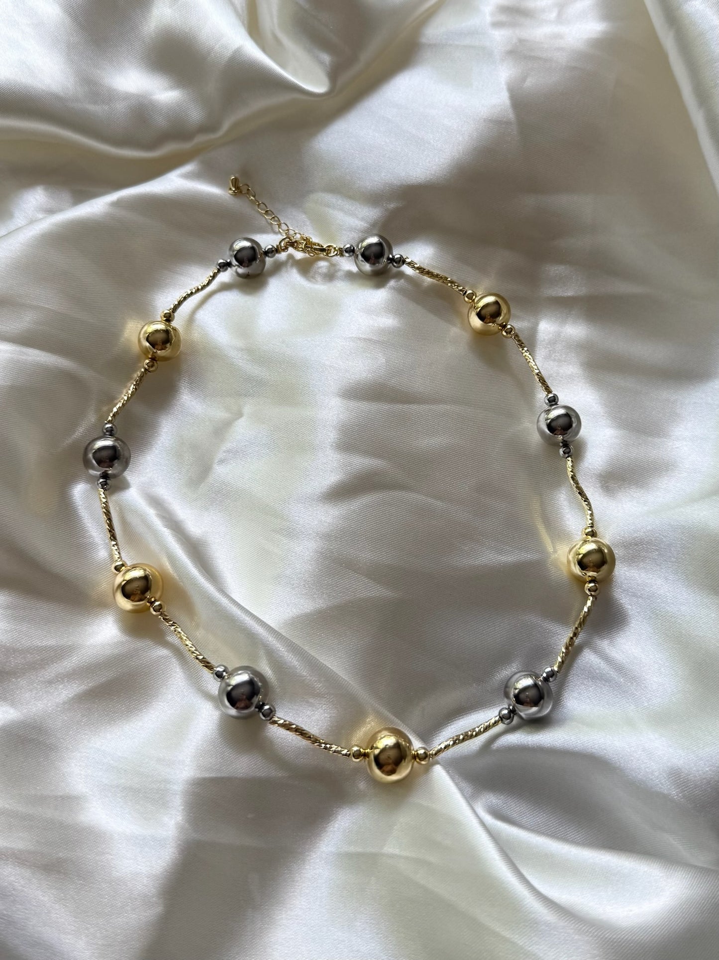 Harmony Orbit Necklace