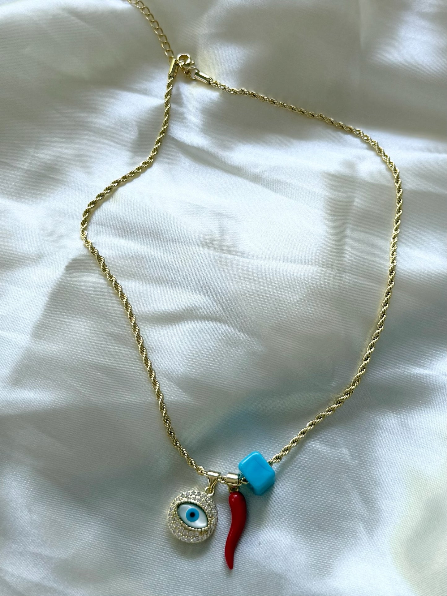 Eclat Necklace