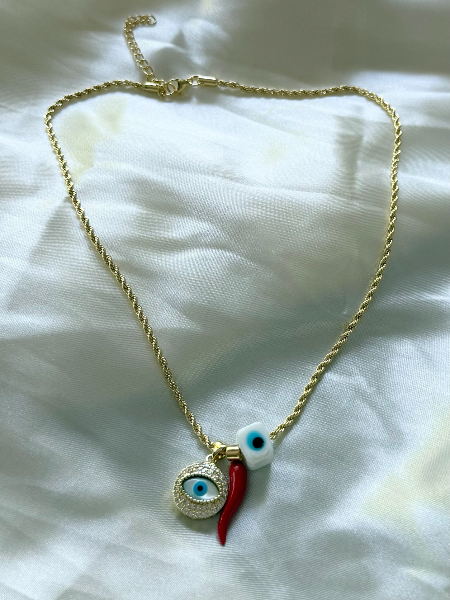 Eclat Necklace
