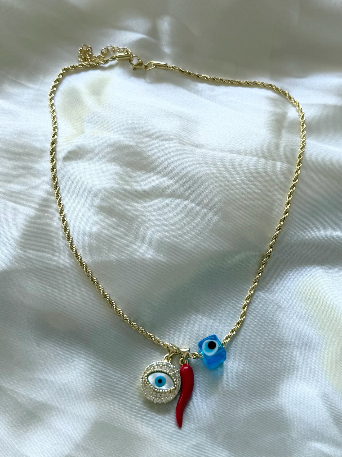 Eclat Necklace