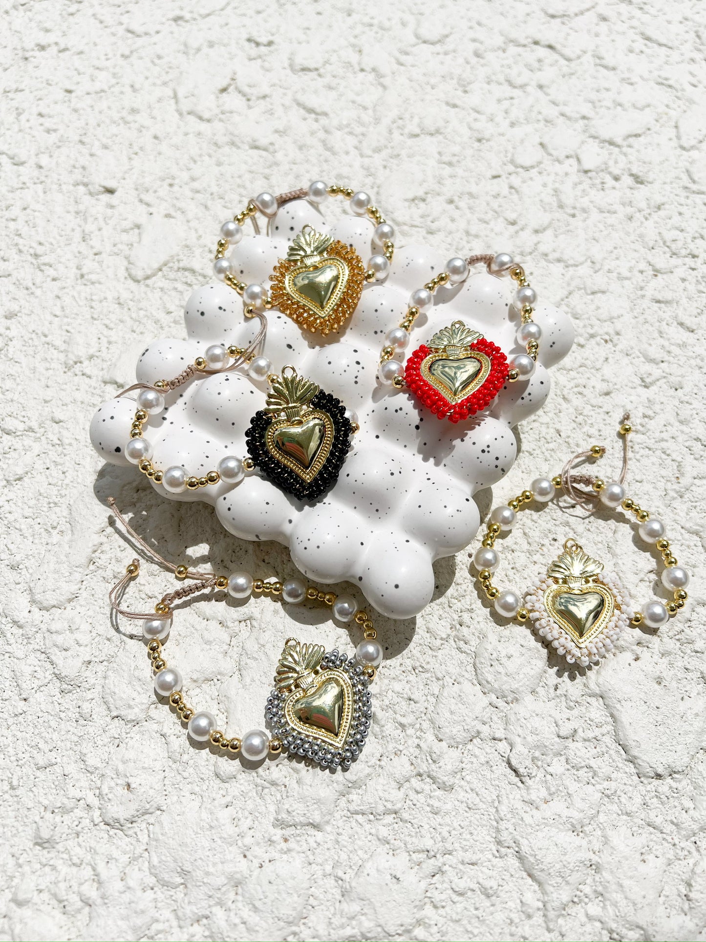 Sagrado Corazón with Pearls Bracelet